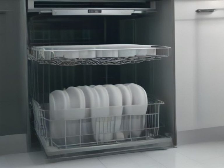 Resolving persistent sulfur smells inside cleaned dishwashers.